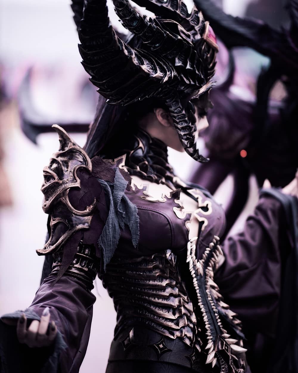 Lilith из Diablo IV. Косплеер: 木羊碳. Источник: instagram.com/garam_dall/