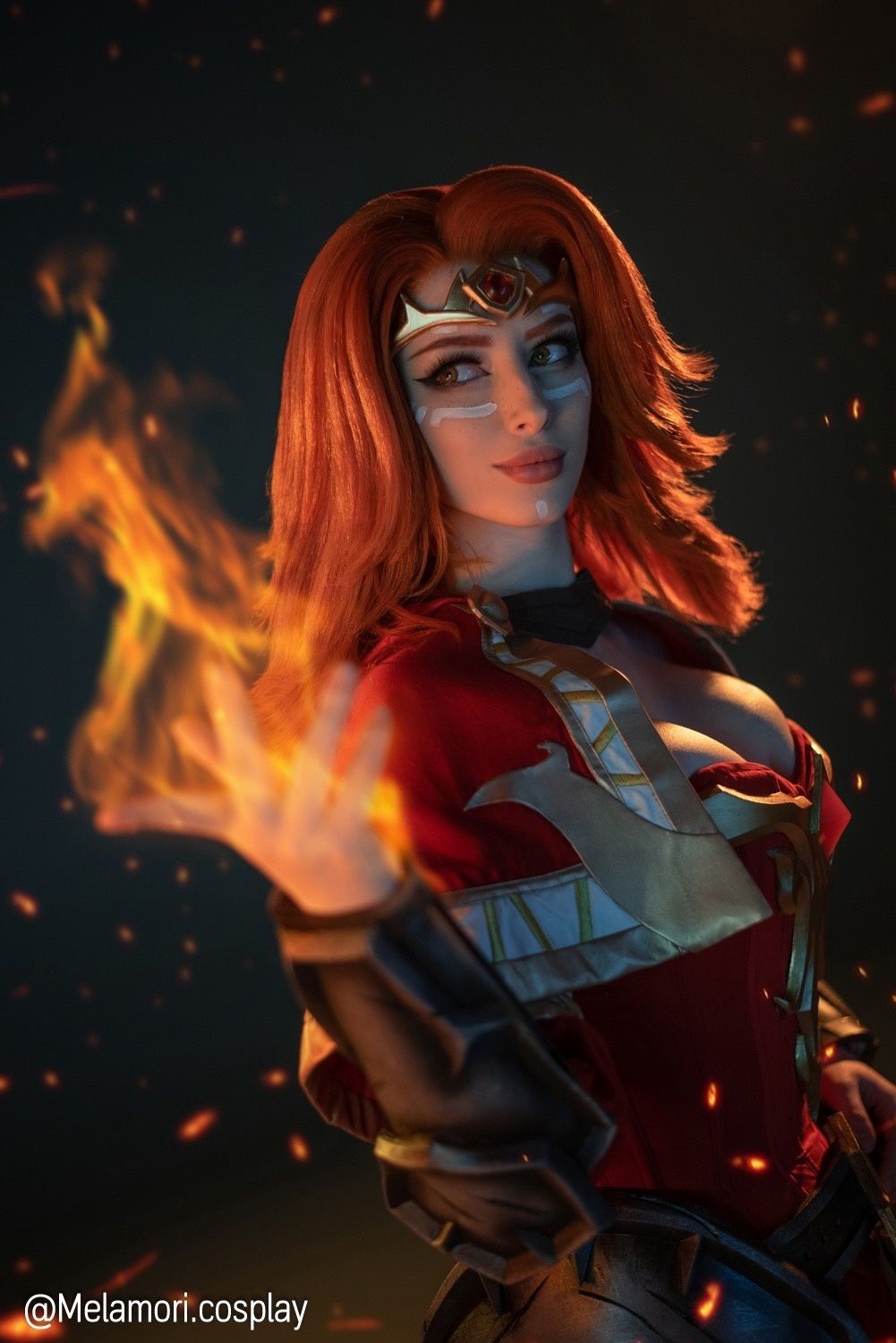 Косплей на Lina из Dota 2. Косплеер: Мария Lady Melamori Давыдова