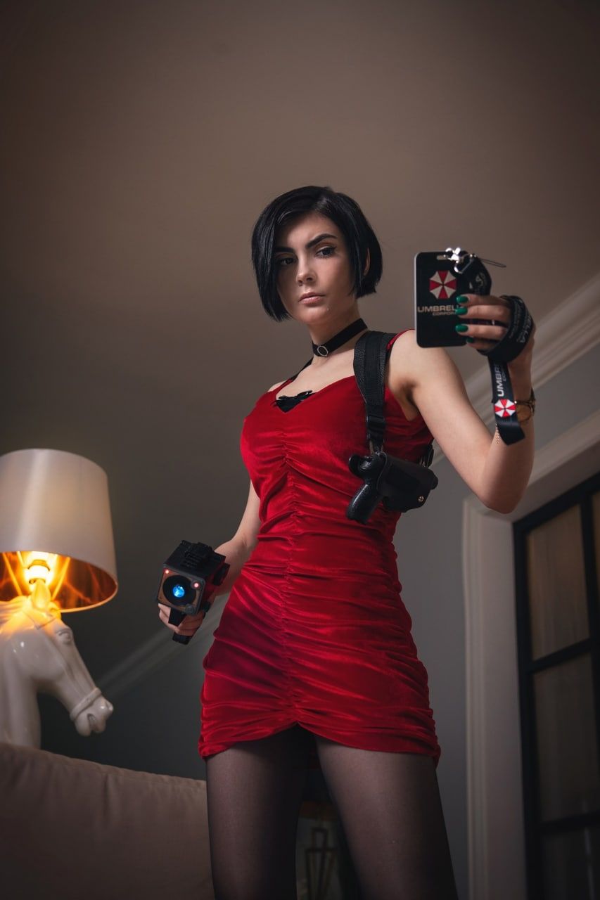 Косплей на Аду Вонг из Resident Evil. Косплеер: Mrs.Oladyshka Cosplay. Фотограф: Omega N.