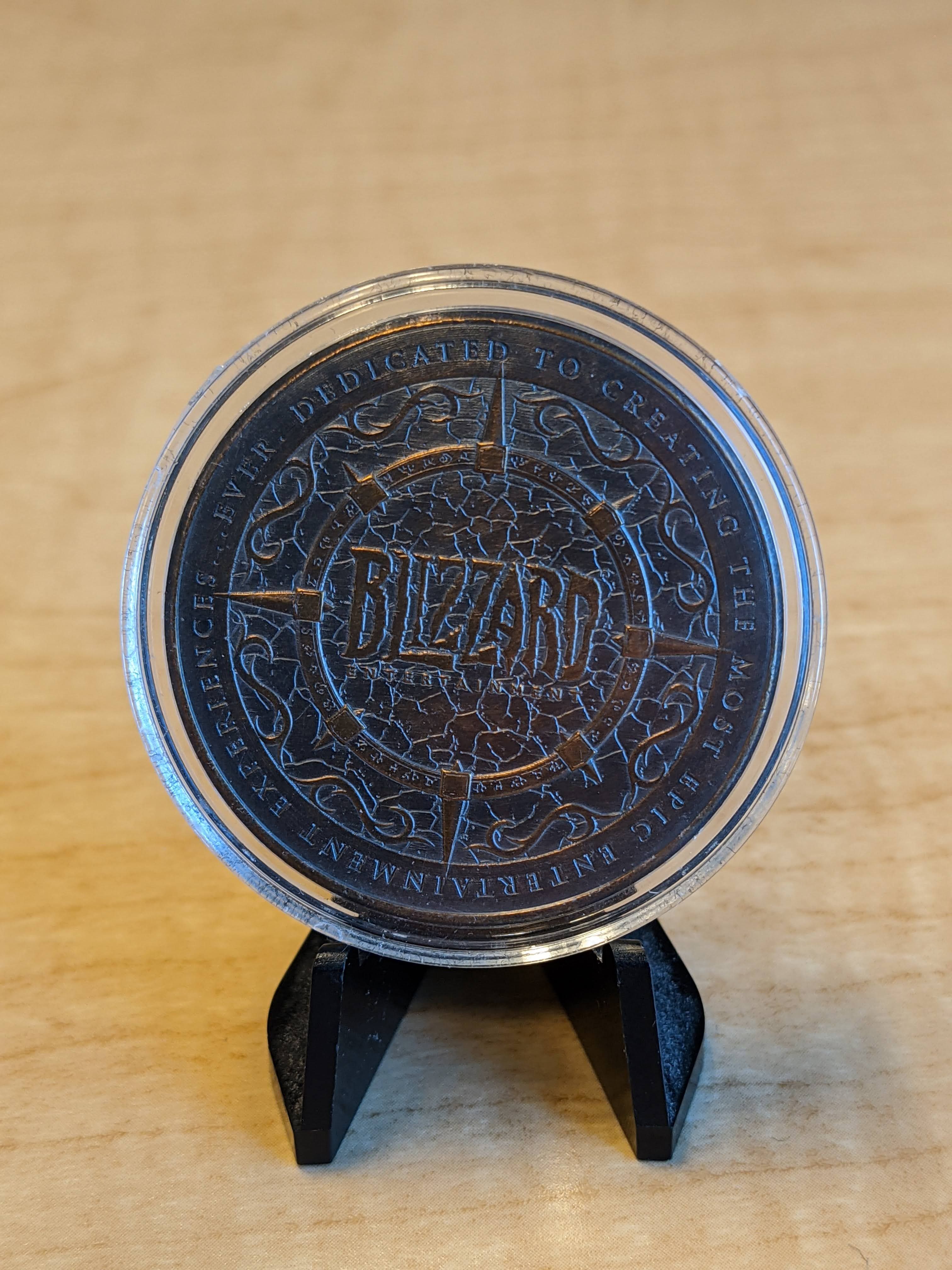 Монета Blizzard за три года работы в компании. Источник: twitter.com/EvilDCrab