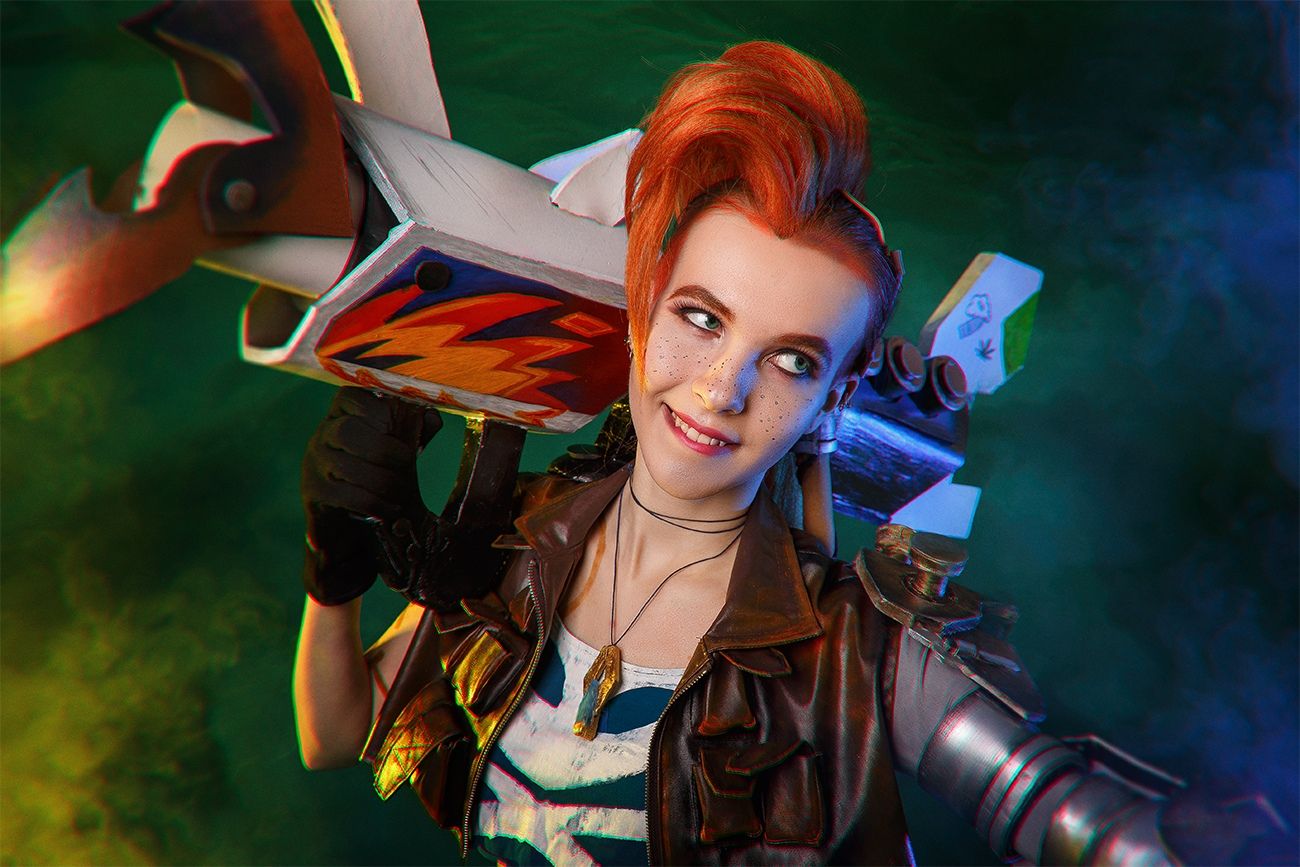 Косплей на Odyssey Jinx. Косплеер: Анастасия Романова. Фотограф: Евгений Накрышский. Источник: vk.com/fillakteriart