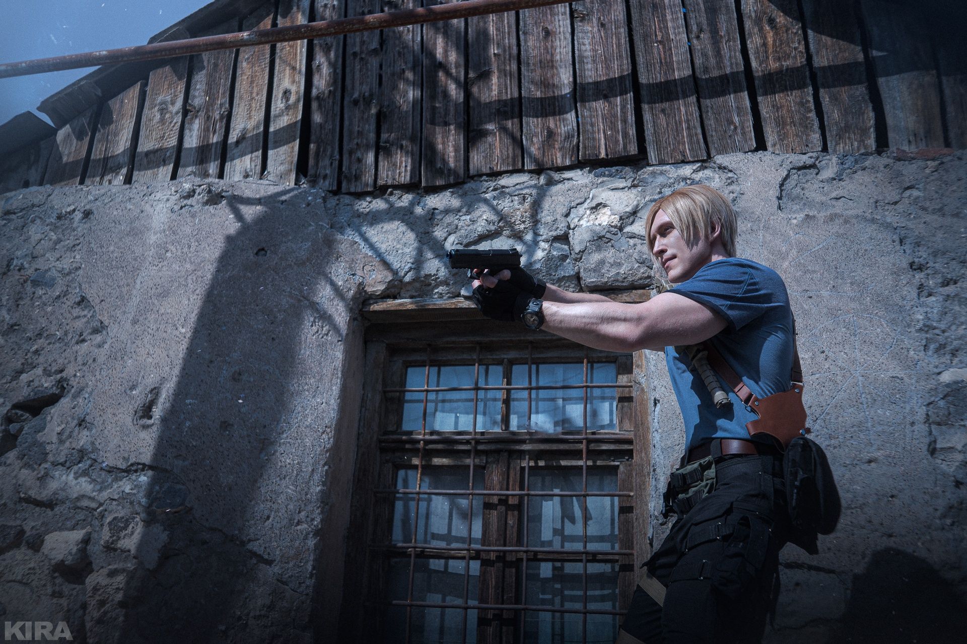 Леон Скотт Кеннеди из Resident Evil. Косплеер: ledyanovv. Фотограф: KIRA.