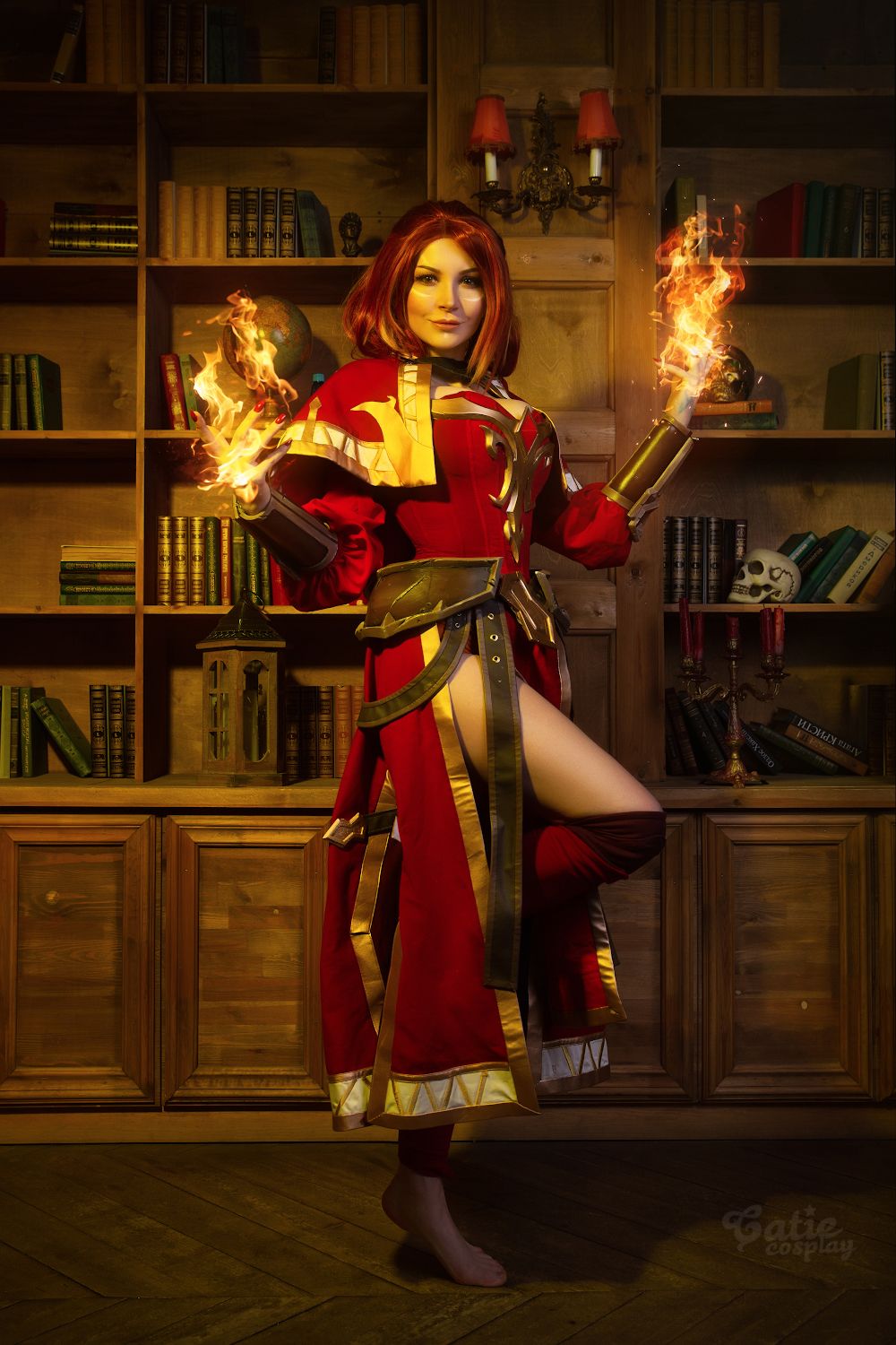 Косплей на Lina из Dota 2. Косплеер: Екатерина Корбут. Фотограф: Алена Филиппова. Источник: imgur.com/gallery/3hftcPv