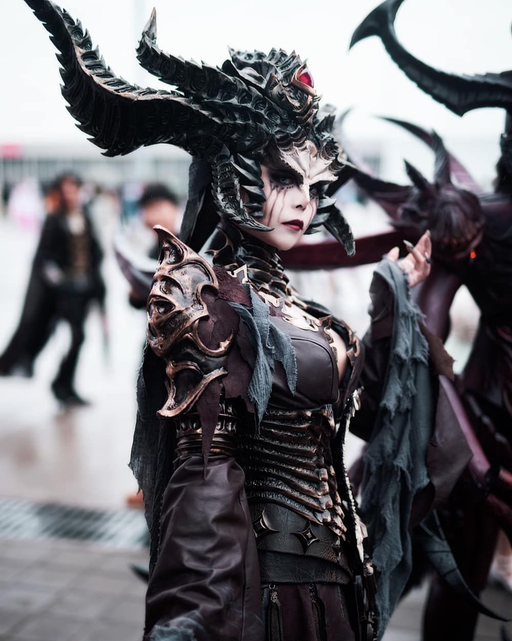 Lilith из Diablo IV. Косплеер: 木羊碳. Источник: instagram.com/garam_dall/
