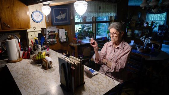 Одри Бюкенен (88 лет) провела более 3,5 тыс. часов в Animal Crossing. Игра помогает ей бороться с одиночеством | Фото: nbcnews.com