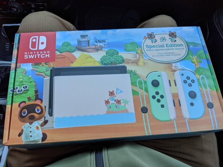 Nintendo Switch&nbsp;Animal Crossing Bundle. Источник: reddit