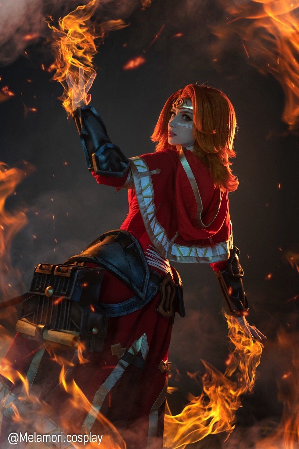 Косплей на Lina из Dota 2. Косплеер: Мария Lady Melamori Давыдова