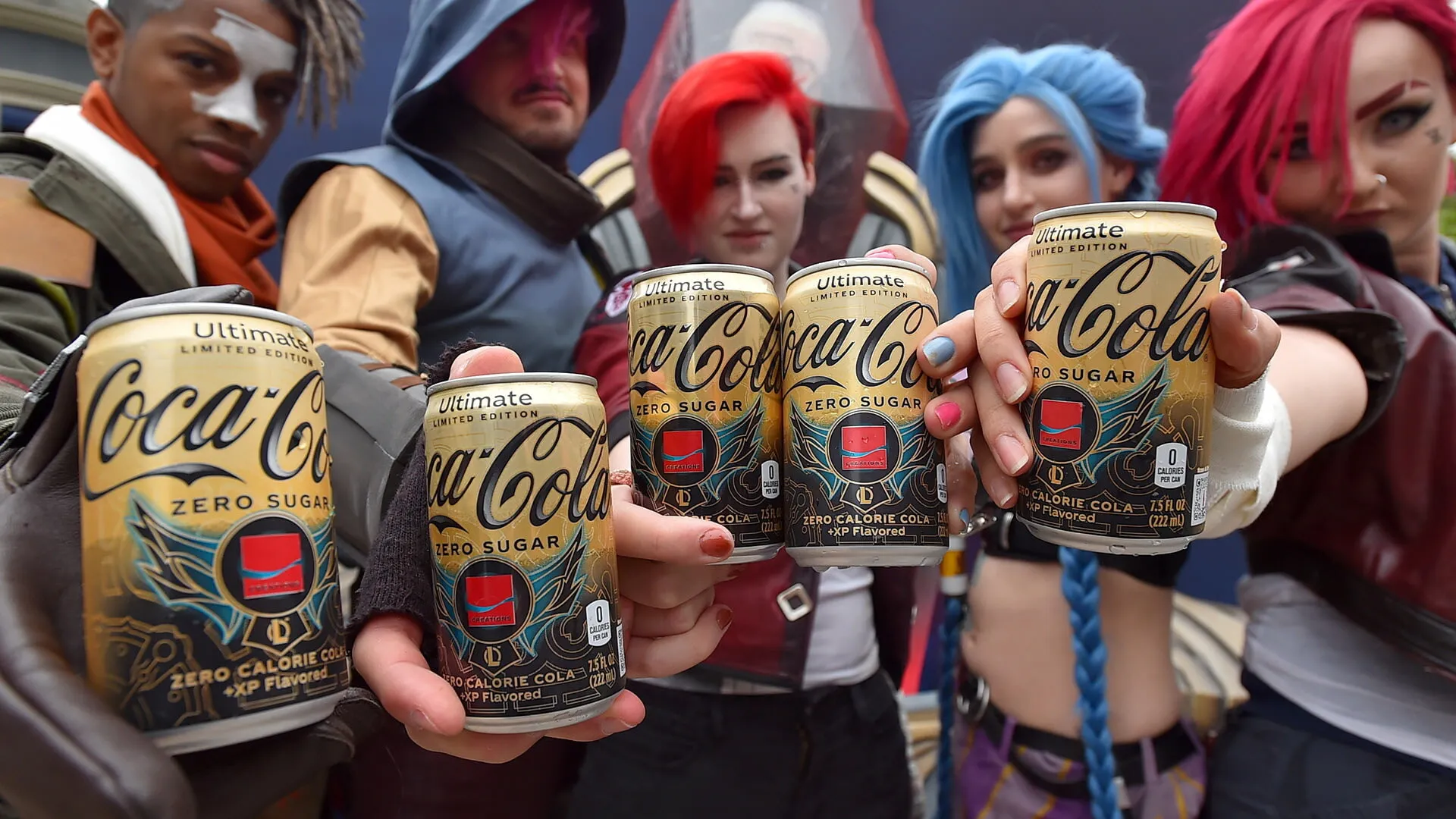 Coca-Cola выпустила лимитированную серию со вкусом «очков опыта в League of  Legends»