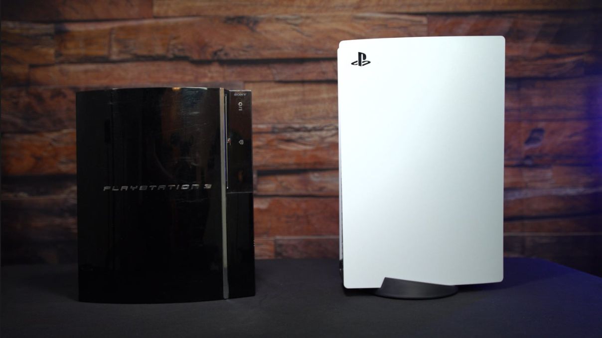 Сравнение размеров PS5 с PlayStation 3. Источник: IGN