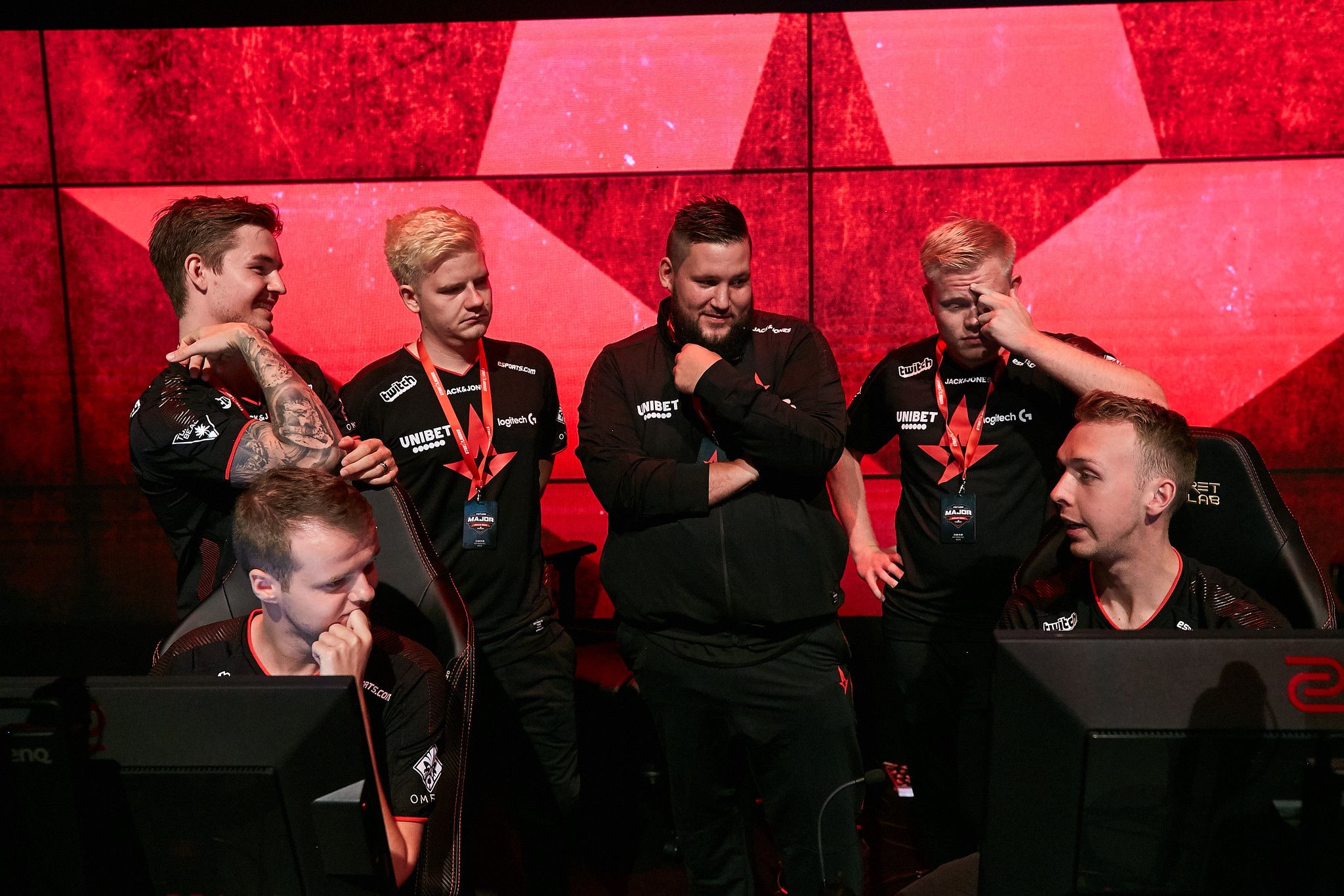 Astralis cs go. Команда астралис. Киберспорт кс го астралис команда. Команда астралис gla1ve. Лукас gla1ve россандер.