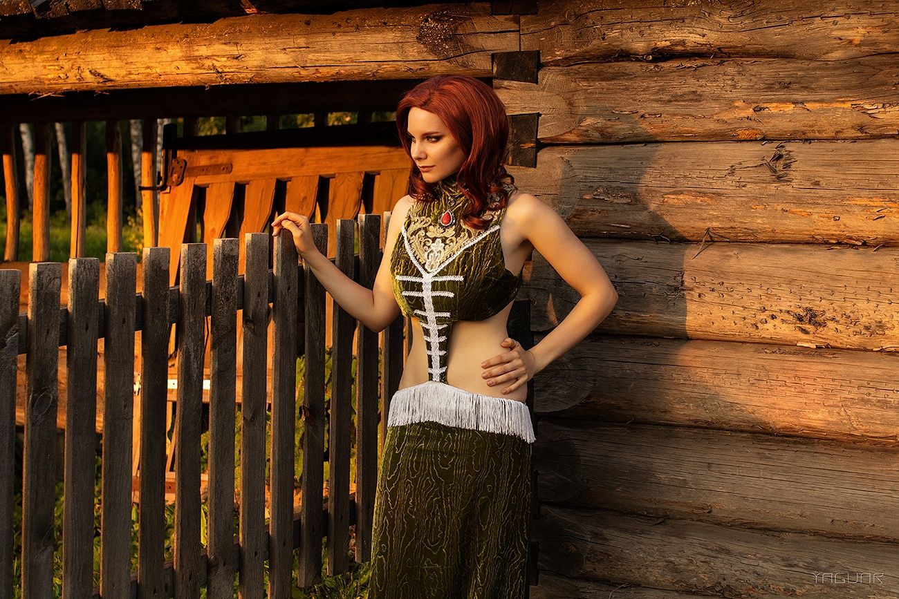 Трисс Меригольд — косплей на героиню первого «Ведьмака». Косплеер: Reilin. Фотограф: Yaguar.