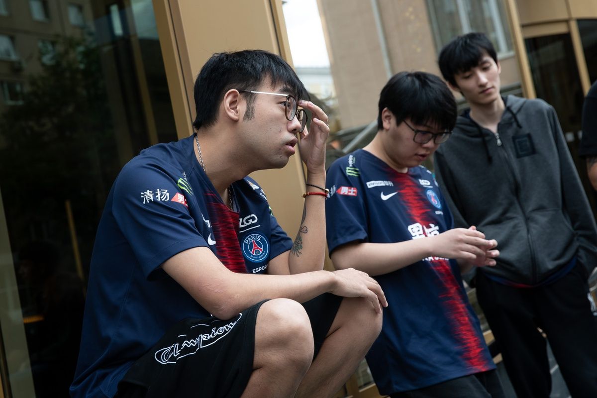 До недавнего решафла у PSG.LGD были сильнейшие китайские игроки. Фото: Epic Esports Events