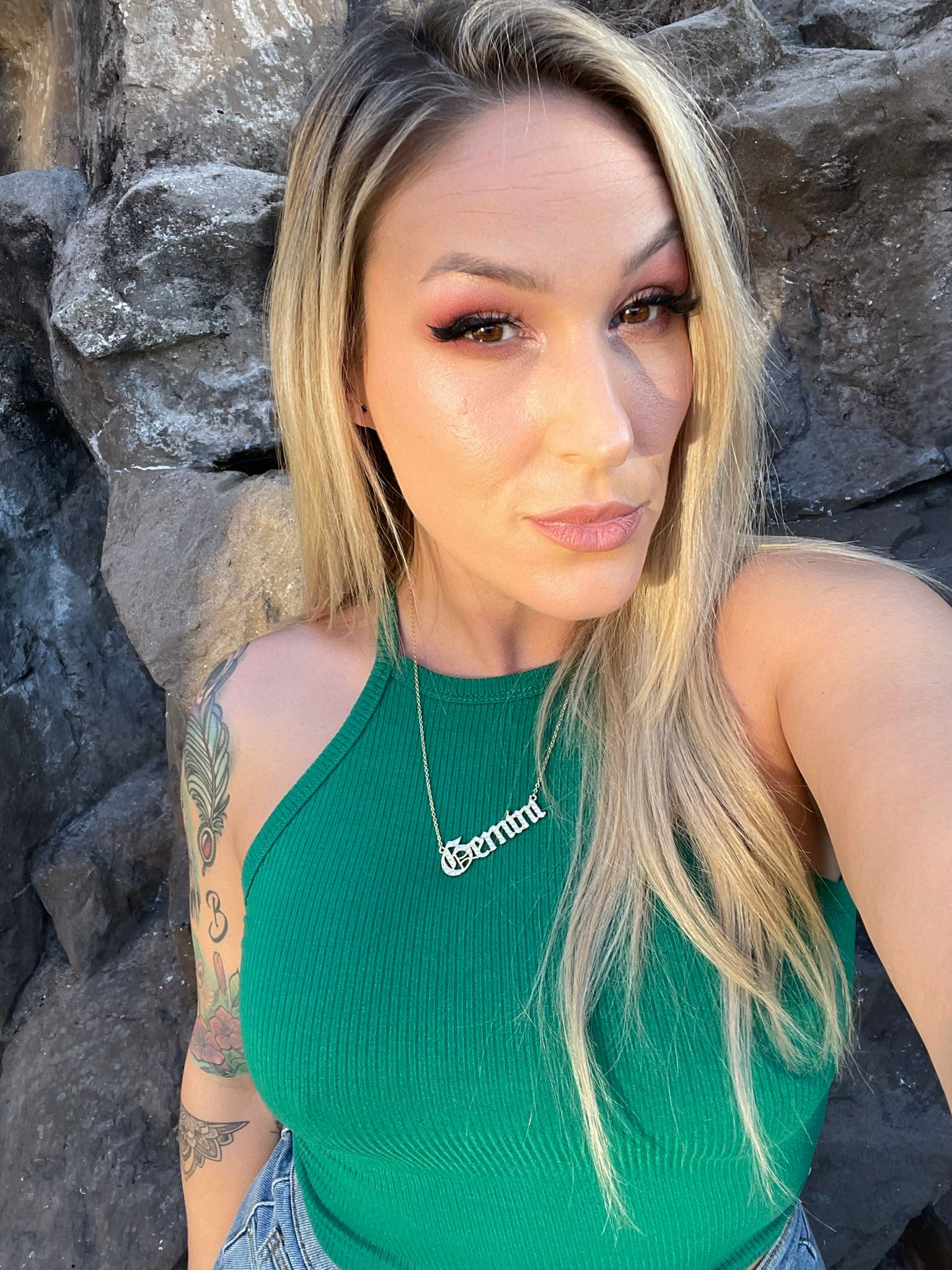 Charley hart. биография charley hart. холли харт feet. чарли харт актриса. таня спрингер.