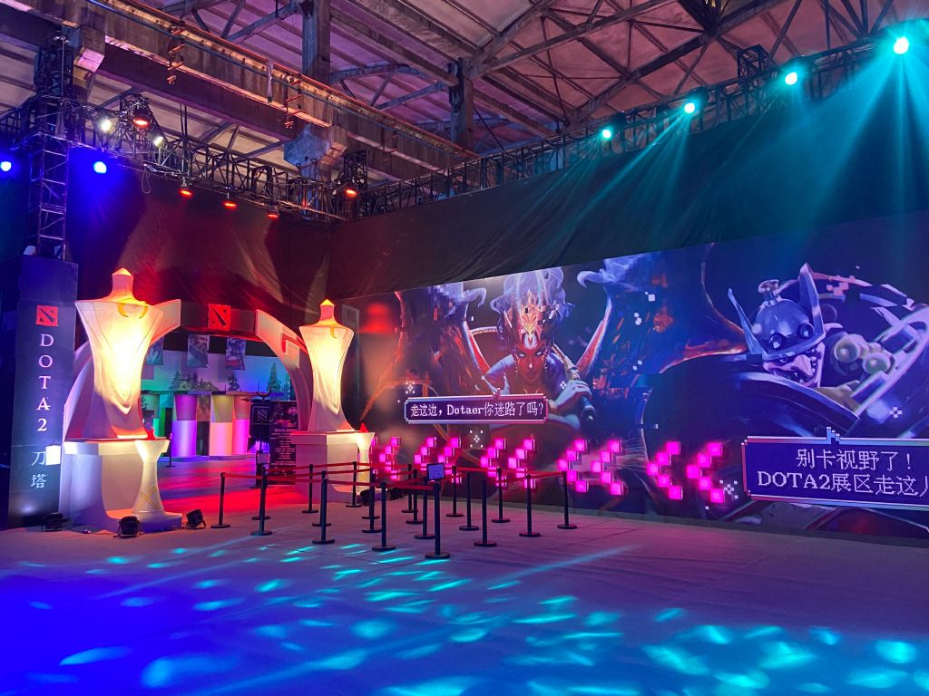 Фото с фестиваля по играм Valve в Китае. Источники: Imgur и twitter.com/PWRD_DOTA2