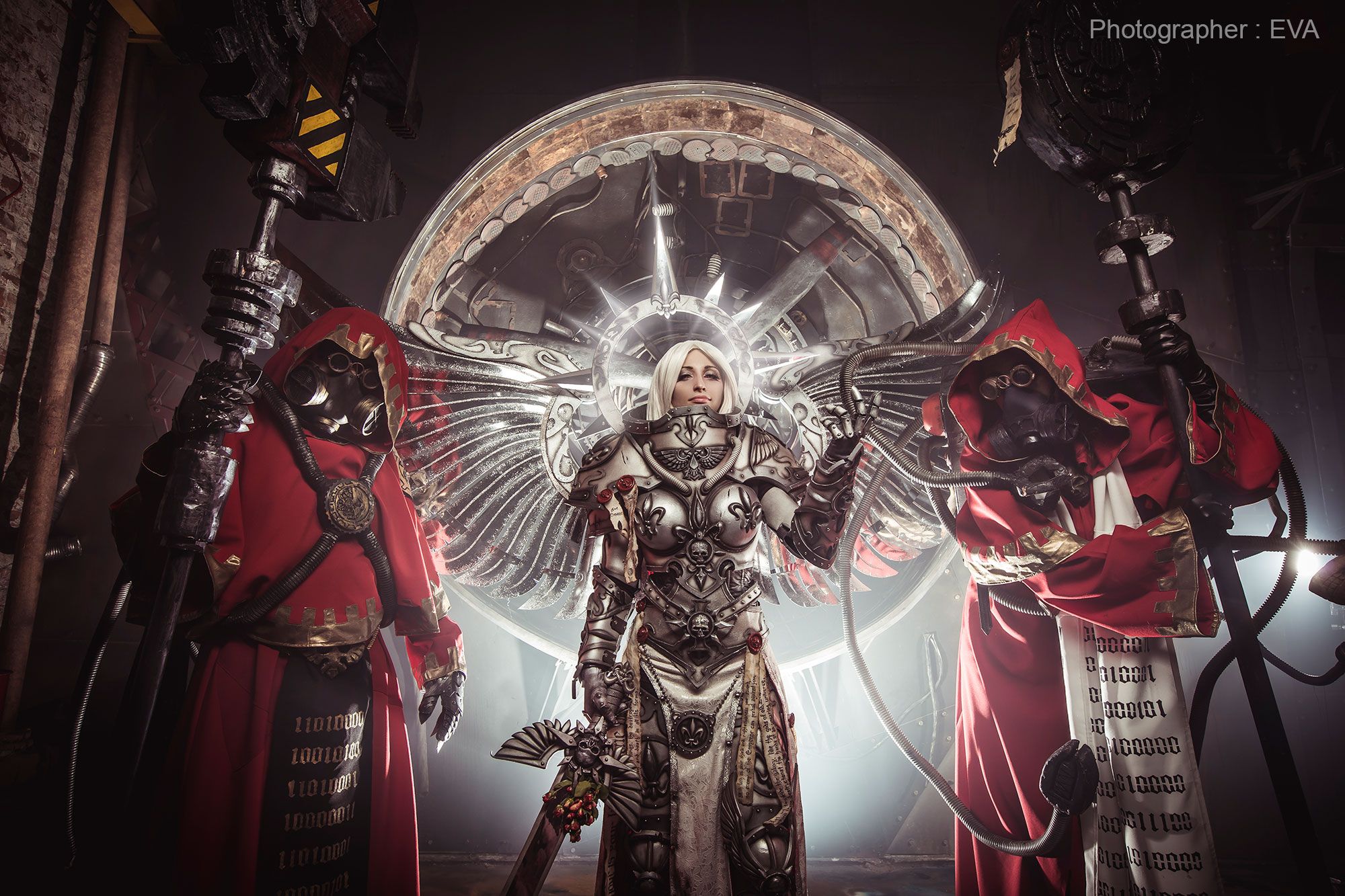 Косплей на Saint Silvana, Adeptus Mechanicus. Warhammer40000. Косплееры: Вrickus, Uchiha Madara, Dominion Terran. Источник: vk.com/eva_cosplay