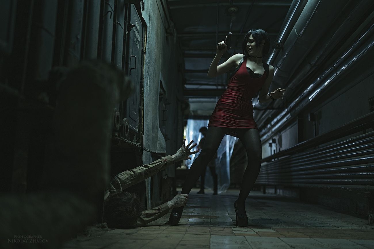 Косплей на Аду Вонг из Resident Evil. Косплеер: Алиса Шпигель. Фотограф: Николай Жаров. Источник: vk.com/nikolay_photogroup