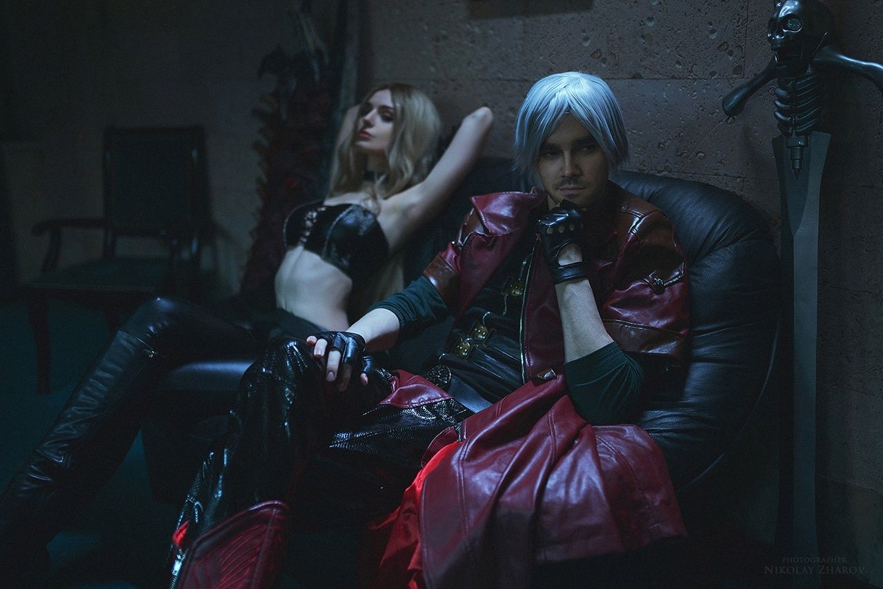 Косплей на Триш и Данте из Devil May Cry. Косплееры: Алиса Шпигель, Викентий Шевырин. Фотограф: Николай Жаров. Источник: vk.com/nikolay_photogroup