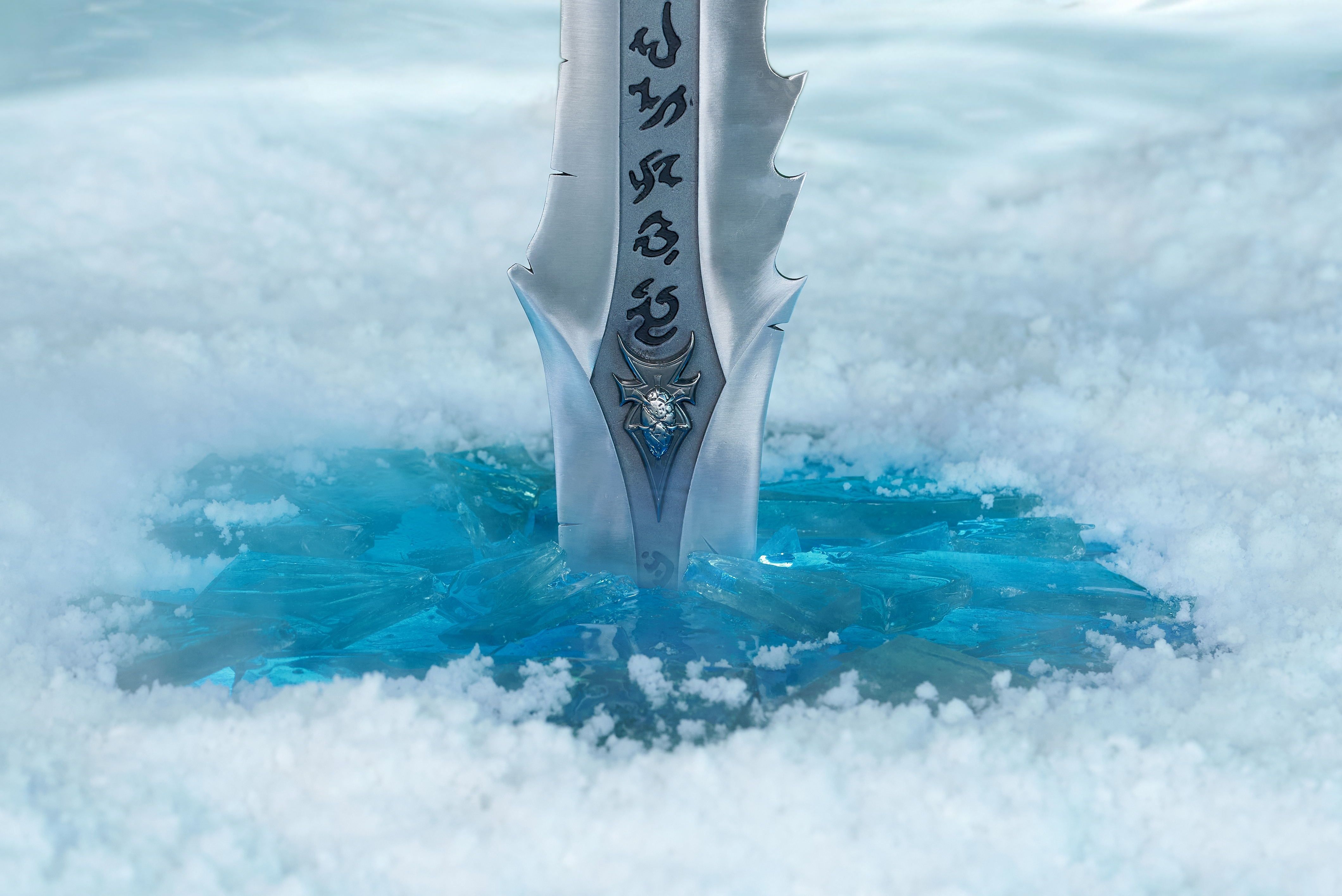 «Ледяная скорбь» Короля-лича из World of Warcraft — официальная реплика. Источник: магазин Blizzard