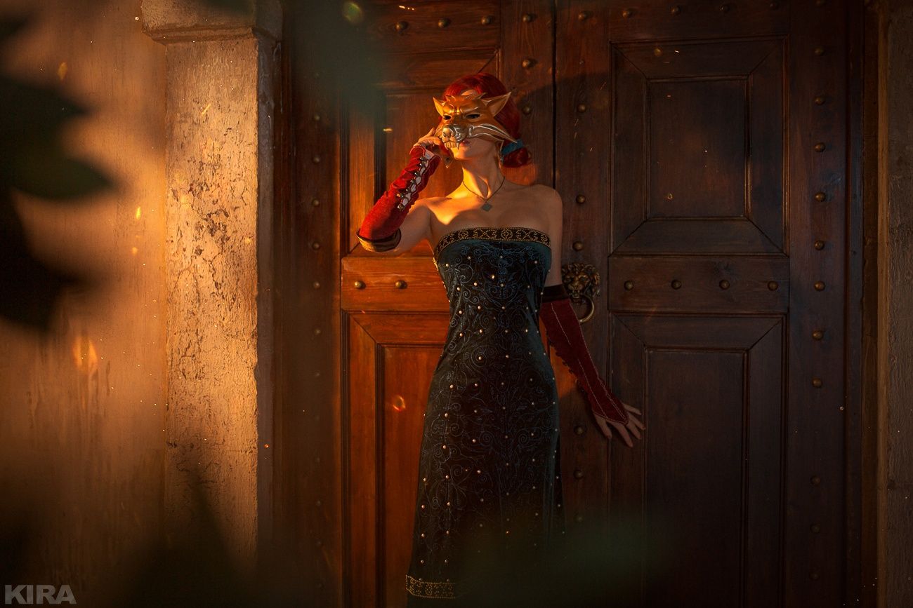 Косплей на Трисс Меригольд из «Ведьмака». Косплеер: Lei Radna. Фотограф: KIRA. Источник: vk.com/leiradna_cosplay