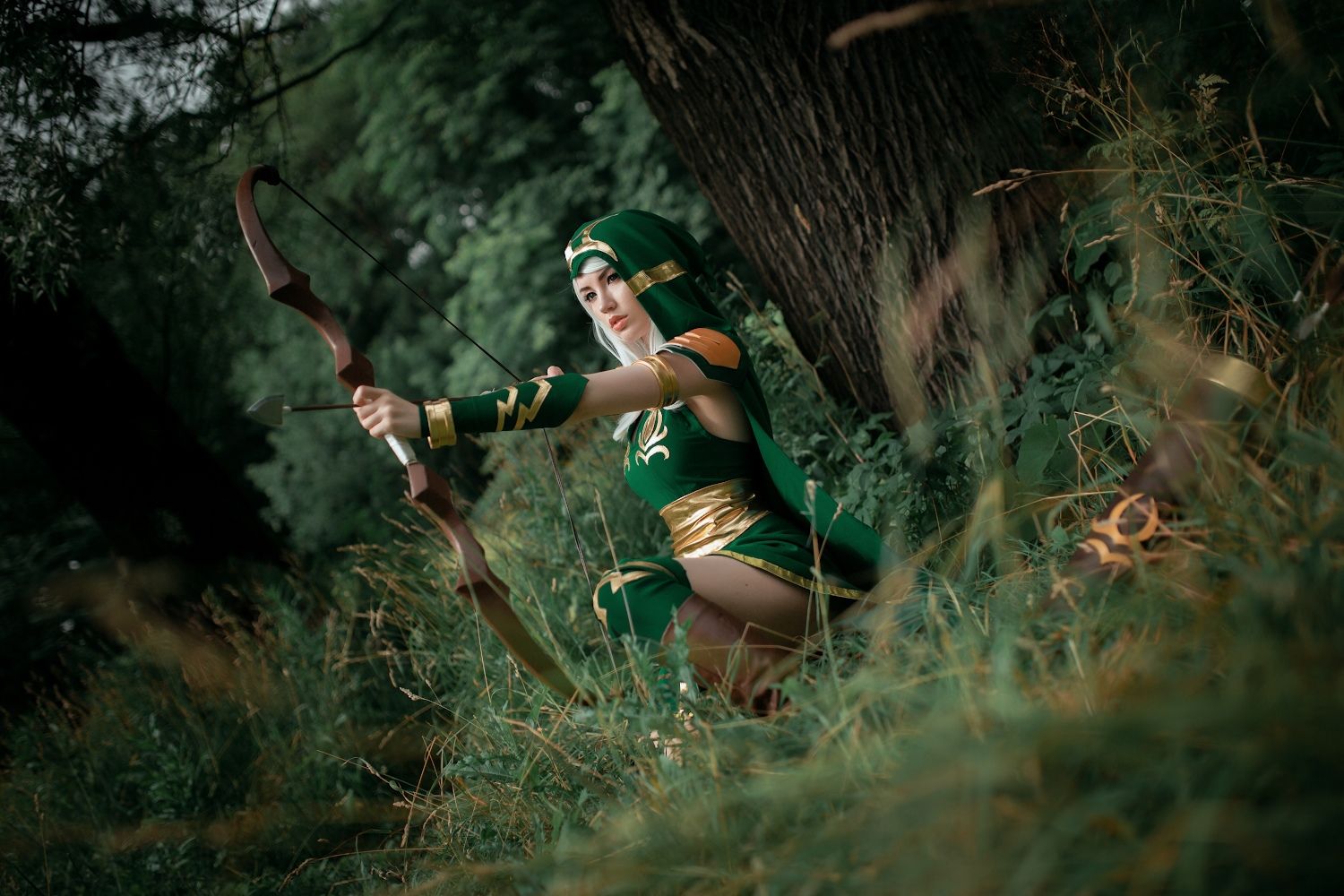 Косплей на Ashe из League of Legends. Косплеер: Александра Верс. Фотограф: Алена Филиппова. Источник: vk.com/fantasee