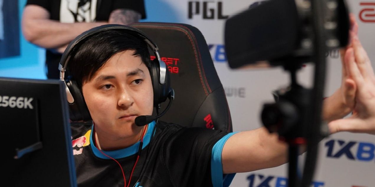 как выглядит страйк на ютубе. 6 игрок. страйк ли. создатель кс джесс клифф. страйк ли.