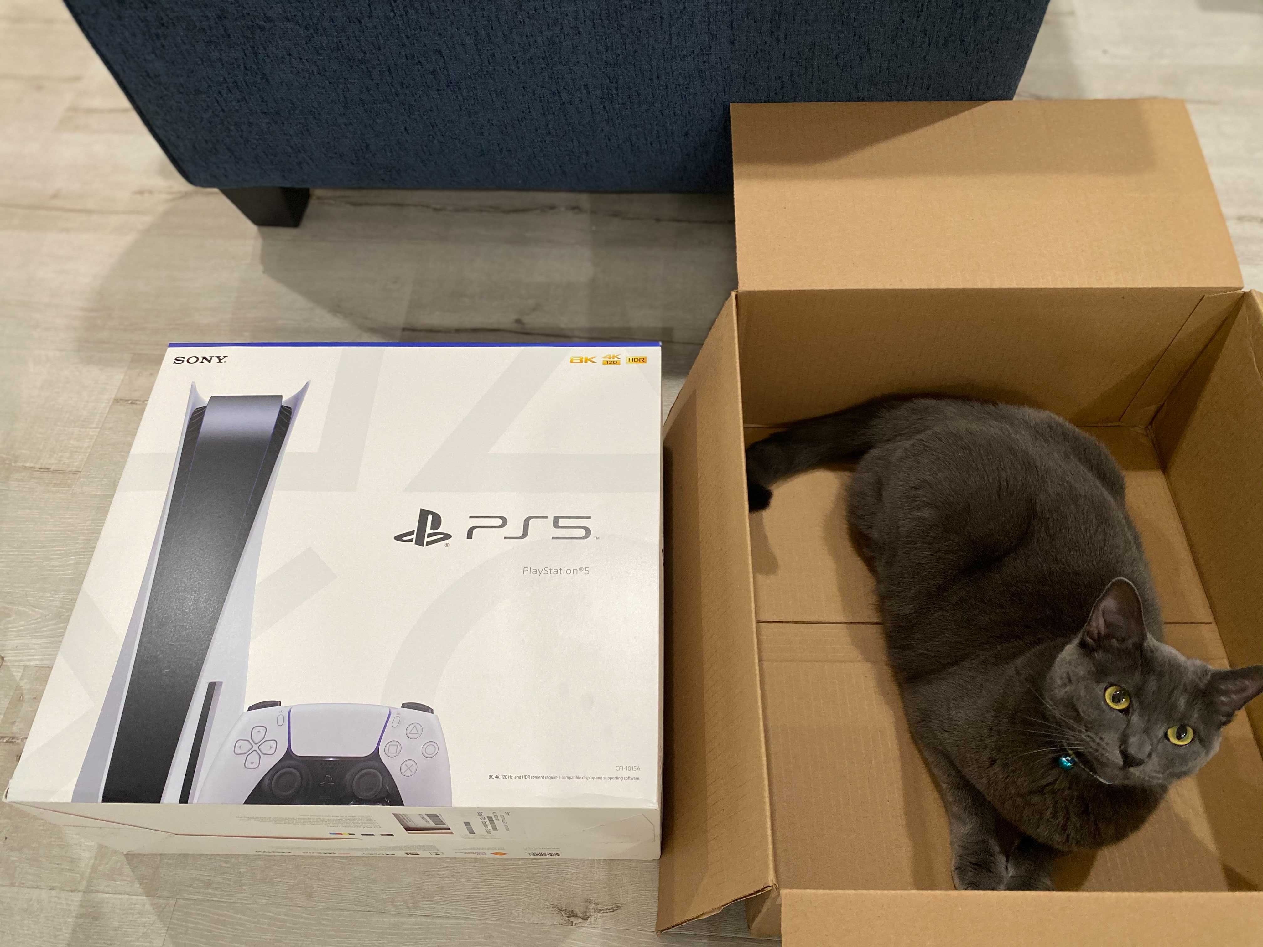 5 коробов. Ps5 коробка. PLAYSTATION 5 Box. Сони PS 5 коробка .. PLAYSTATION 5 В коробке.