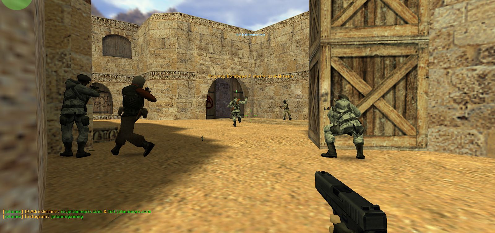 Есть ли жизнь в Counter-Strike 1.6 в 2023 году?