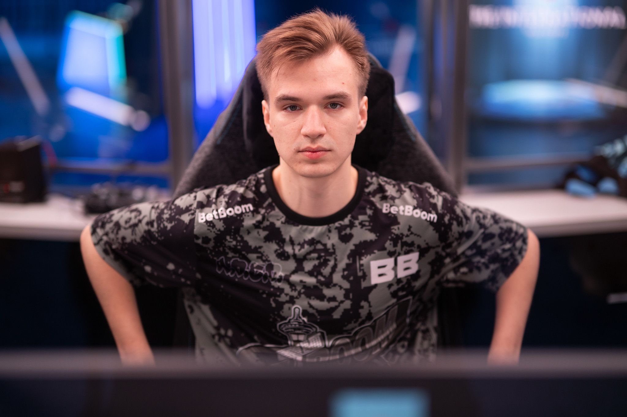 Pure на TI12