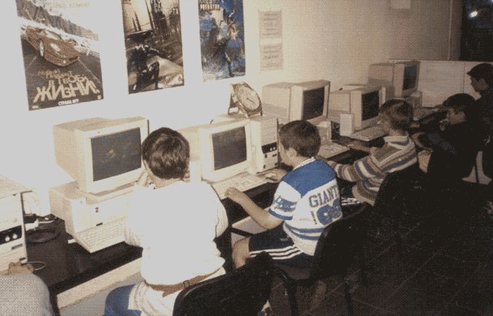 Компьютерные клубы 2000-х. Фото иллюстративное | Источник: vatet.ru