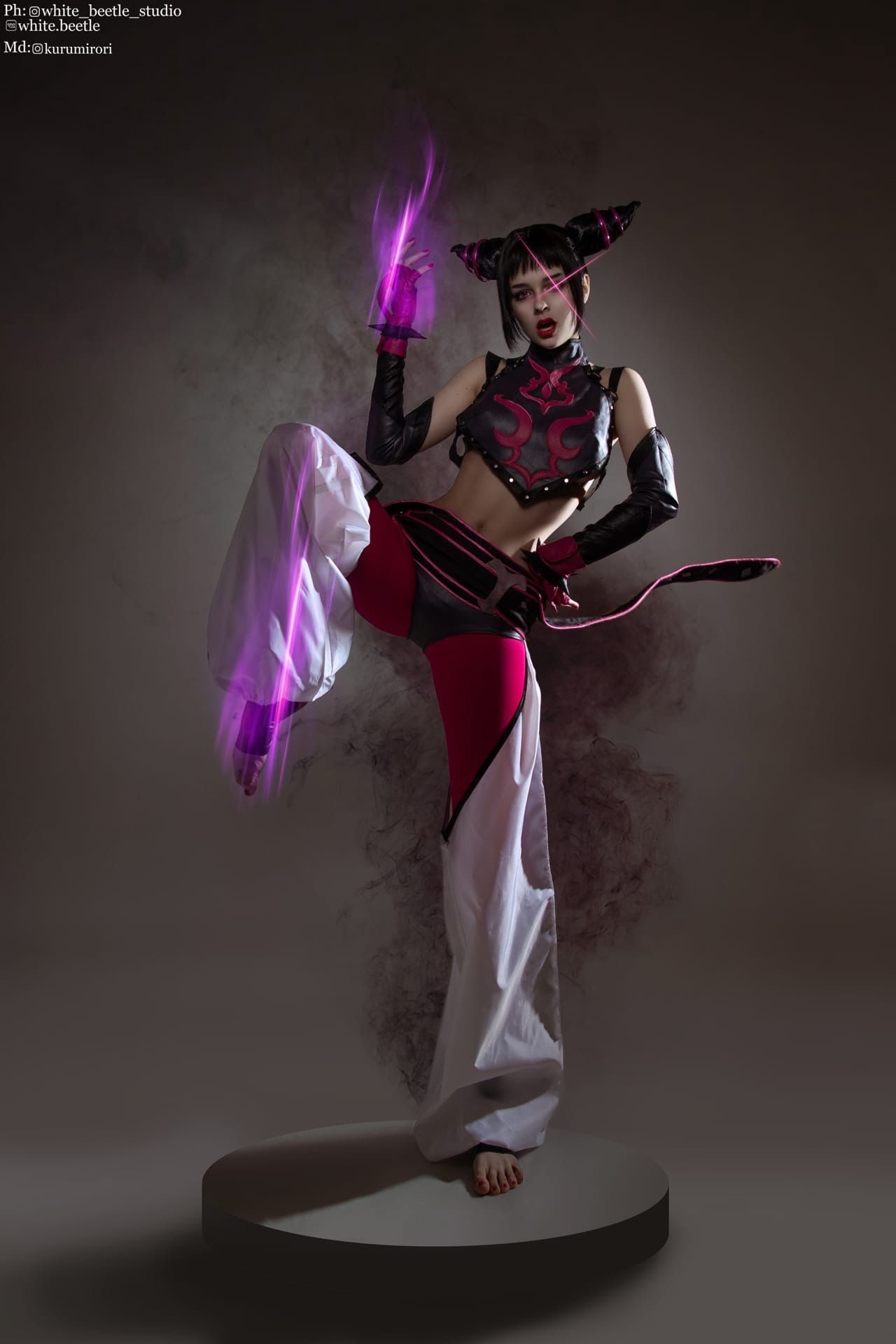 Косплей на Джури из Street Fighter &mdash; богиня тхэквондо. Косплеер: mars. 火星. Фотограф: white beetle. Источник: vk.com/kurumirori