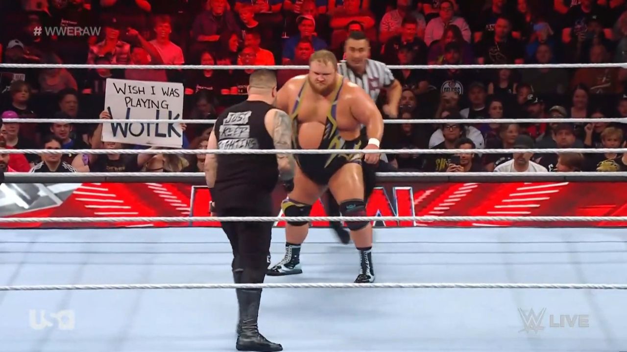 Кадр из WWE Monday Night RAW