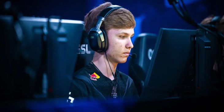 G2 Esports со Stewie2k обыграла Team Falcons на IEM Dallas 2024