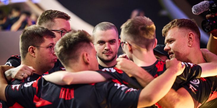 FaZe Clan победила OG и прошла на BLAST Premier: Fall Final 2024