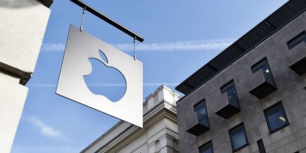 ФАС потребовала от Apple предоставить альтернативу Apple Pay на своих устройствах