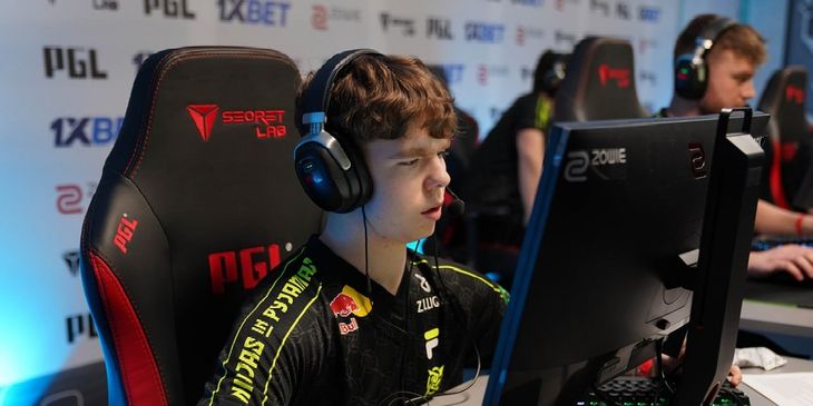 Headtr1ck про B8 Esports: «Мы здесь, чтобы расти, и у нас нет эгоистичных игроков»