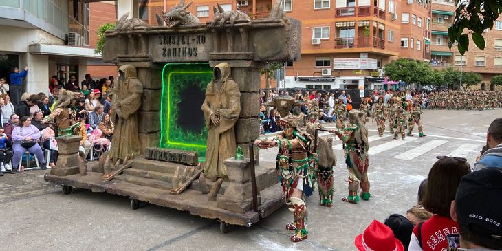 На карнавал в Испании привезли Темный портал из WoW