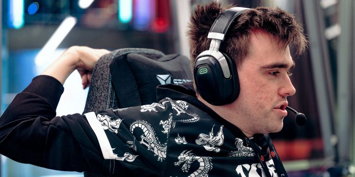 Miposhka о пике Magnus в матче против LGD на TI12: «Collapse сказал: "Хочется сыграть на Magnus против LGD. Вспомнить молодость"»