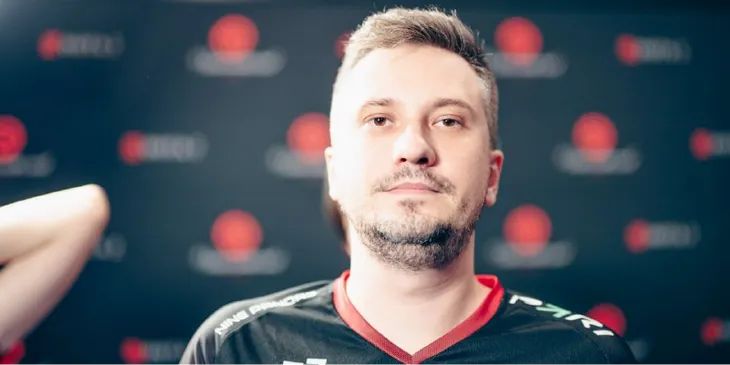 Solo собрал новый состав 9Pandas по Dota 2