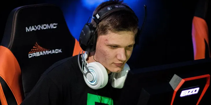 S1mple рассказал о бане от ESL — всё из-за чита в CS 1.6