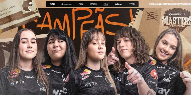 Женская команда FURIA по CS:GO сломала кубок после победы на турнире