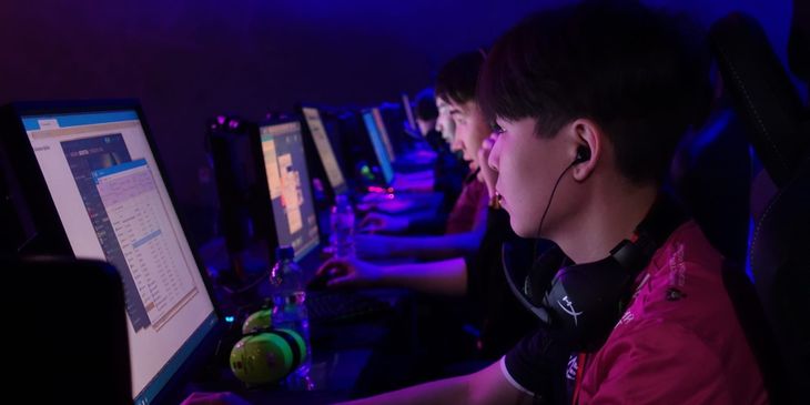 HOTU eSports стала чемпионом Открытых киберспортивных игр 2022
