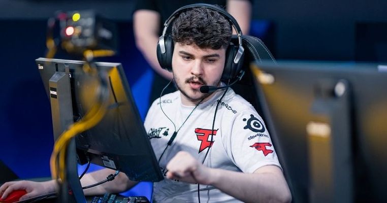 FaZe Clan поборется с MOUZ в финале CS2 Asia Championships 2023