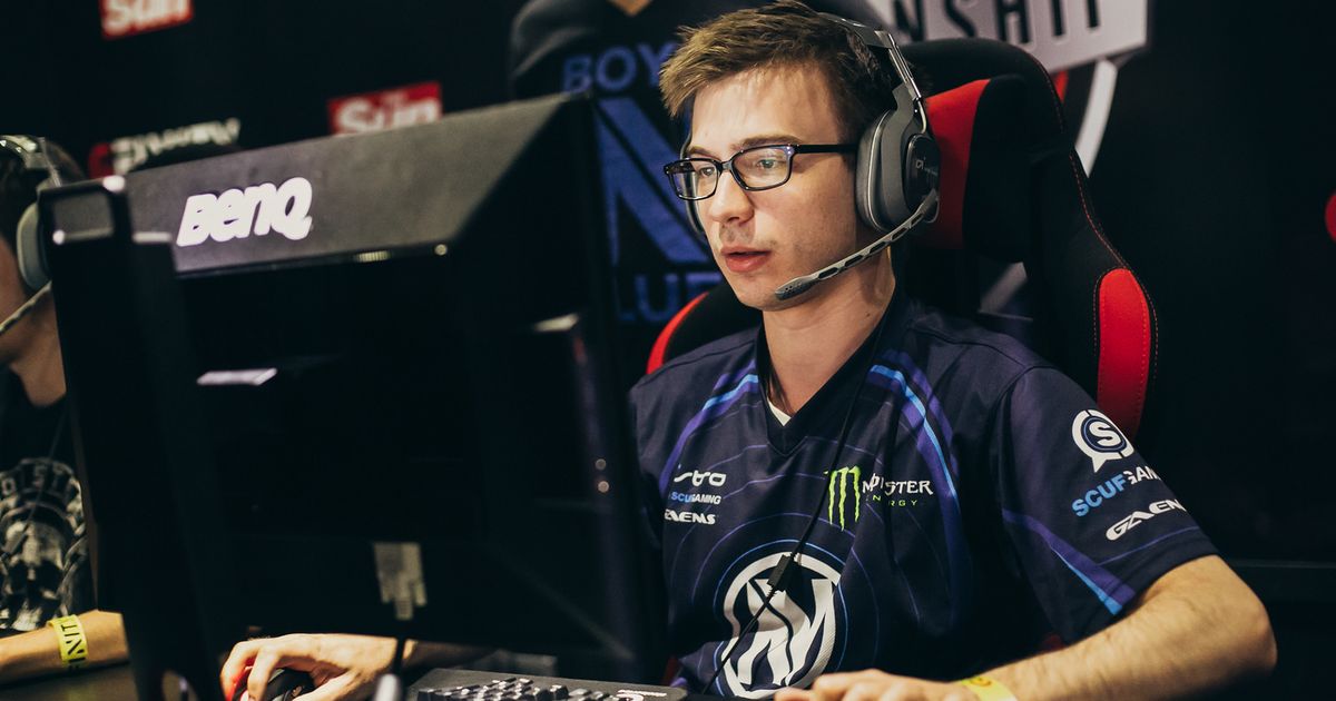Фото киберспорта на аву Team Vitality выиграла у "Вялых питонов" слот на DreamHack Atlanta 2018