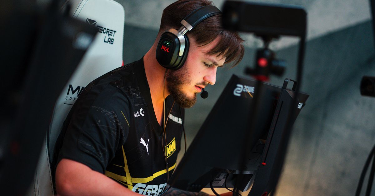 Новогодний корпоратив боулинге реклама. 10-кегельный боулинг. Пригласительные в боулинг на новогодний корпоратив. 10 страйков подряд в боулинге. Страйк мем боулинг.