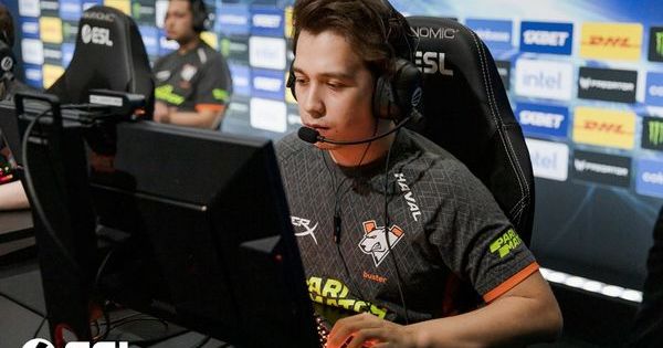 Virtus.pro покинула BLAST Premier: Fall Showdown 2021