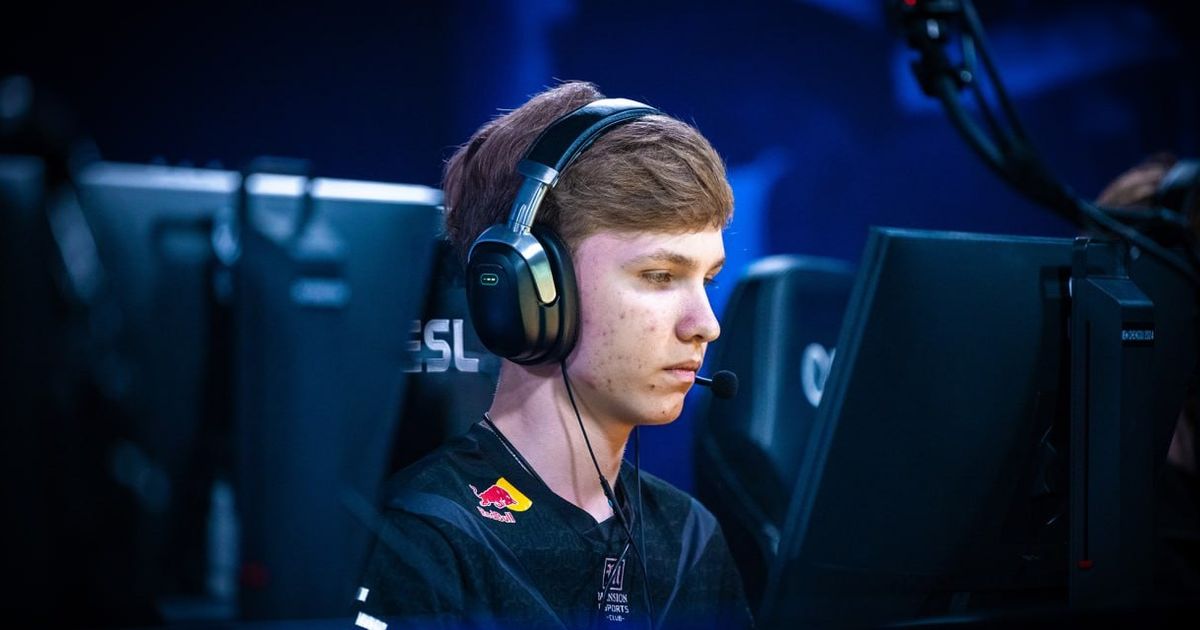 NAVI Defeats G2 Esports in Esports World Cup 2024 Closing: Ilya m0NESY Osipov Accepts Defeat