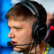 Александр s1mple Костылев