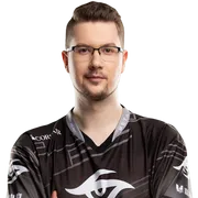 Клемент Puppey Иванов